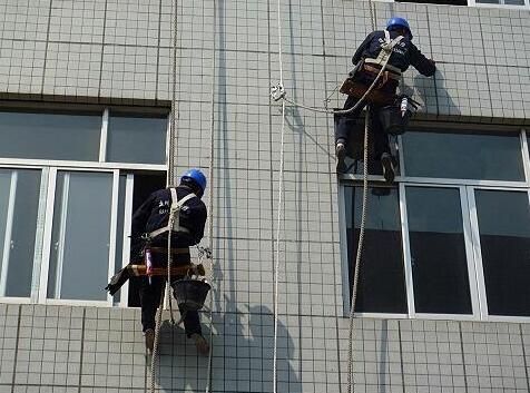 外墻防水刻不容緩,具體施工補漏方案如下